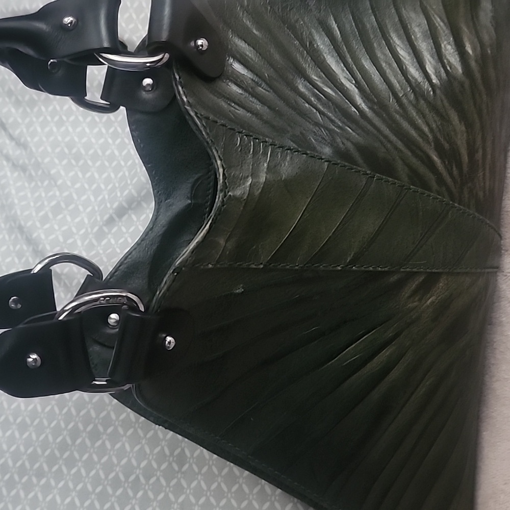 Fendi- Olive Trapezio bag - Picture 6 of 8